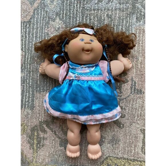 Cabbage Patch Curly with Braids - Picture 1 of 8